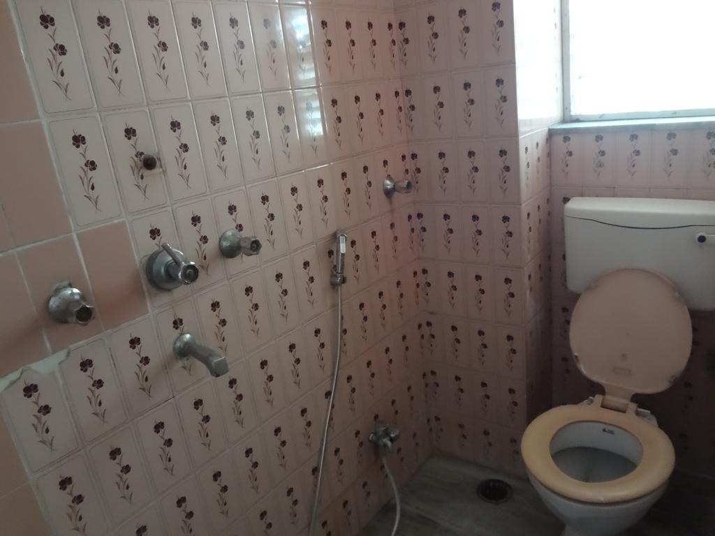 Hotel Happy Home Мумбаи Экстерьер фото