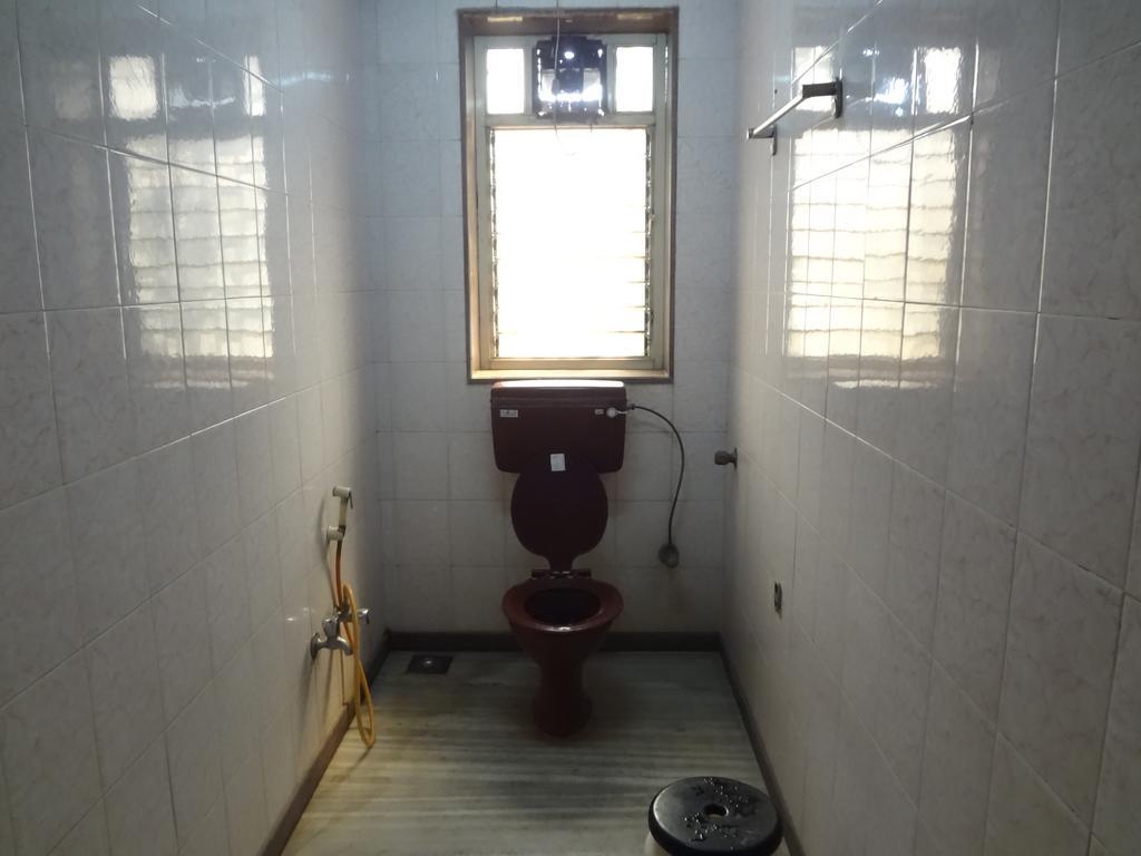Hotel Happy Home Мумбаи Экстерьер фото